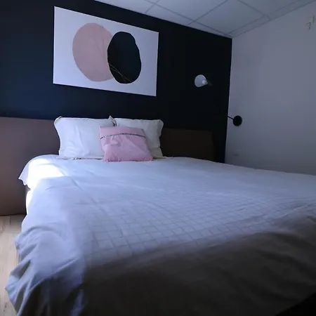 Гостевой дом La Vieille Ferme Chassepierre