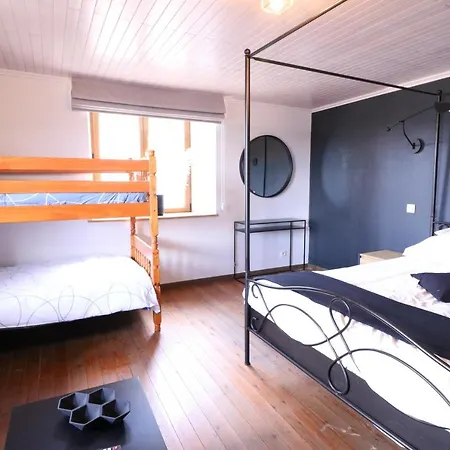 La Vieille Ferme Florenville 게스트하우스 3*