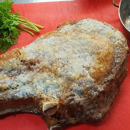 게스트하우스 La Vieille Ferme Florenville 3*