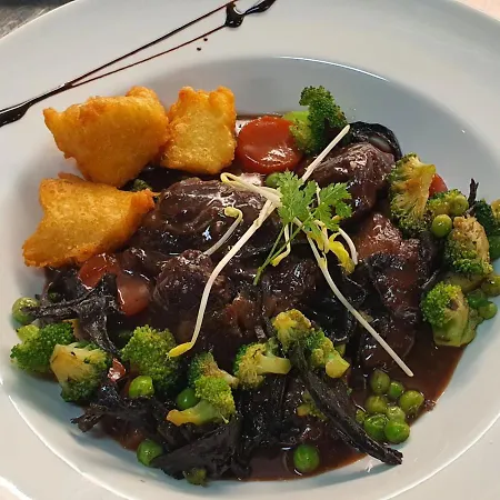 게스트하우스 La Vieille Ferme Florenville 3*