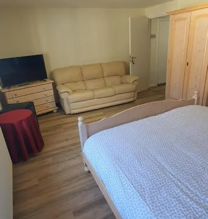 La Vieille Ferme 3*