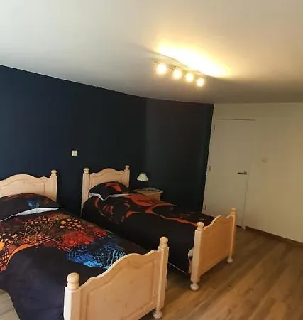 La Vieille Ferme Florenville 게스트하우스